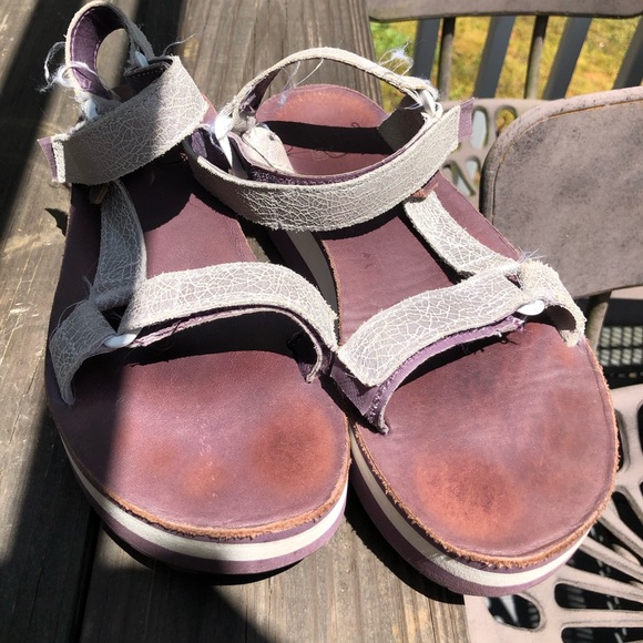 Purple and Silver Leather Teva Platform - Picture 3 of 4